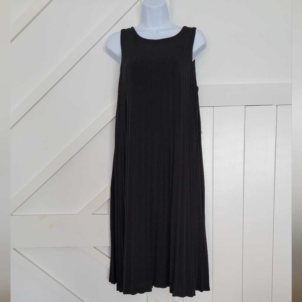 Tahari Dress - Size Medium - Navy Blue
